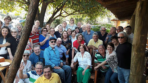 Encontro de Turma do Ensino Fundamental e Colegial em LP.